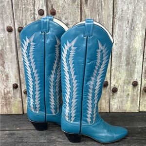 Vintage Larry Mahan Tall Turquoise Women's Cowboy Boots
